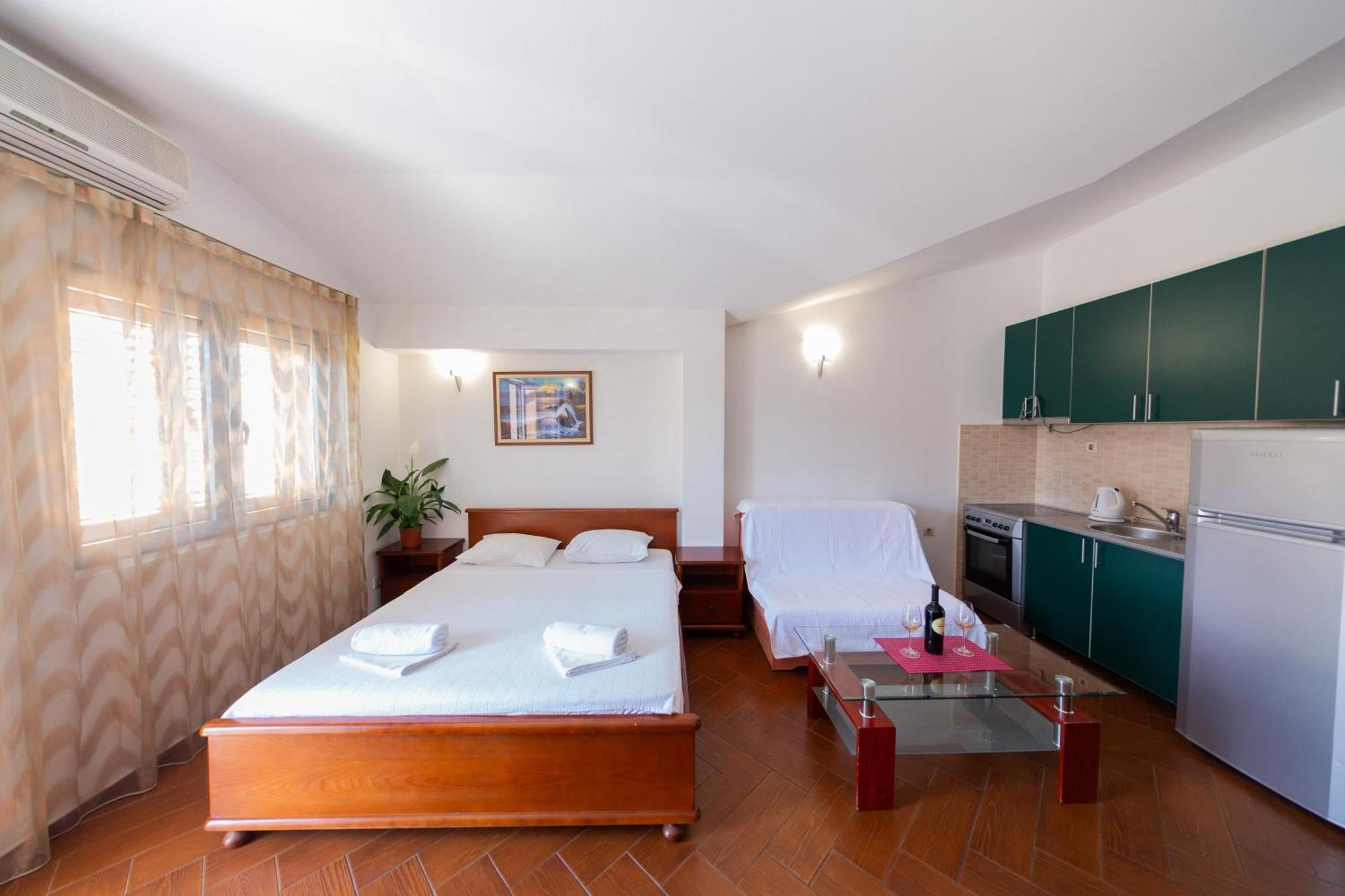 Sms Apartments Budva Cameră foto
