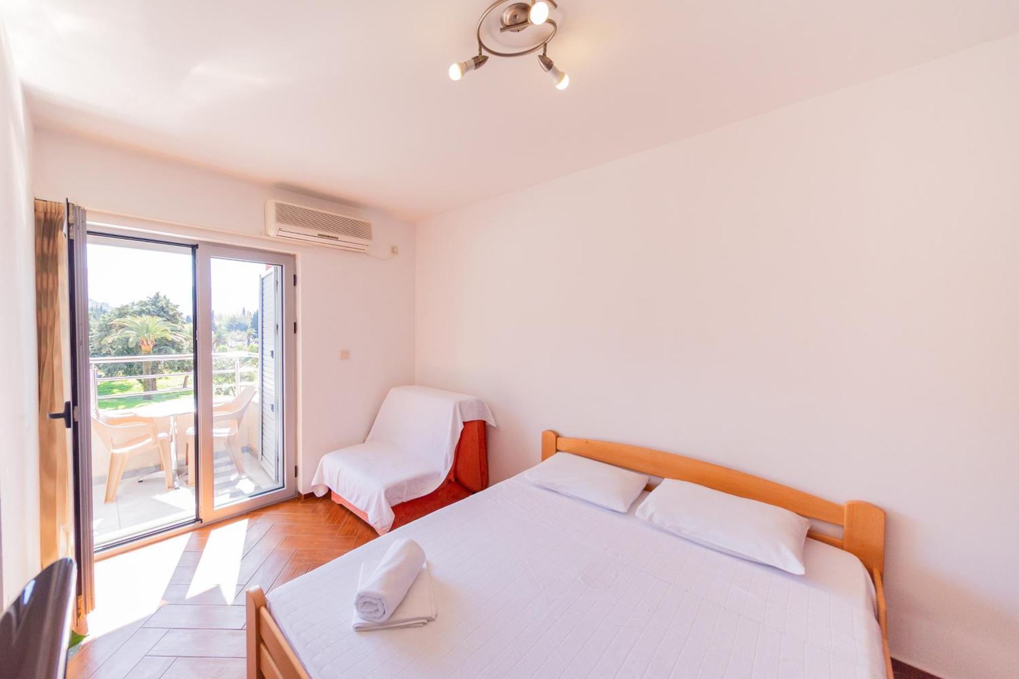 Sms Apartments Budva Exterior foto