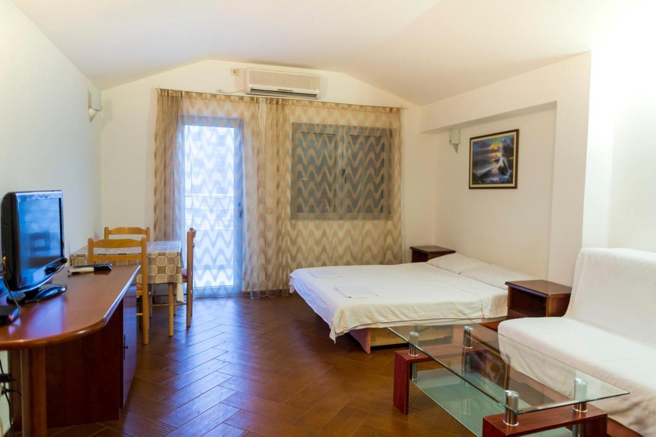 Sms Apartments Budva Exterior foto